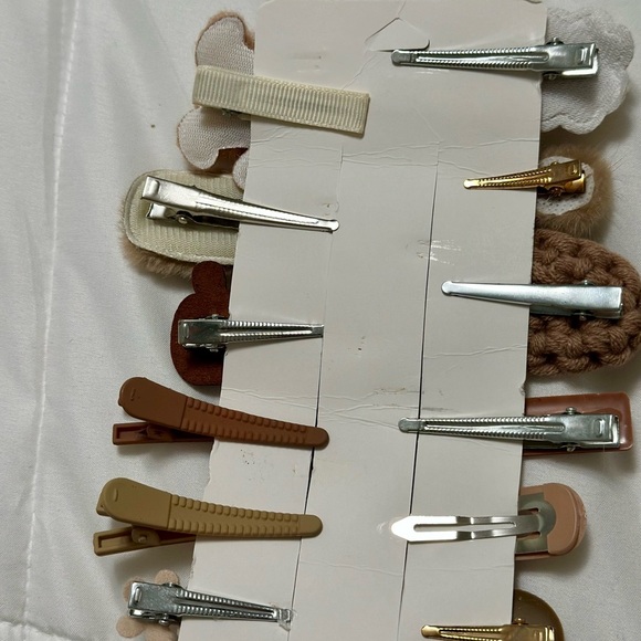 Kids Hair Accessories Set - Pastel and Neutral Tones Bear and garden theme - Picture 7 of 8